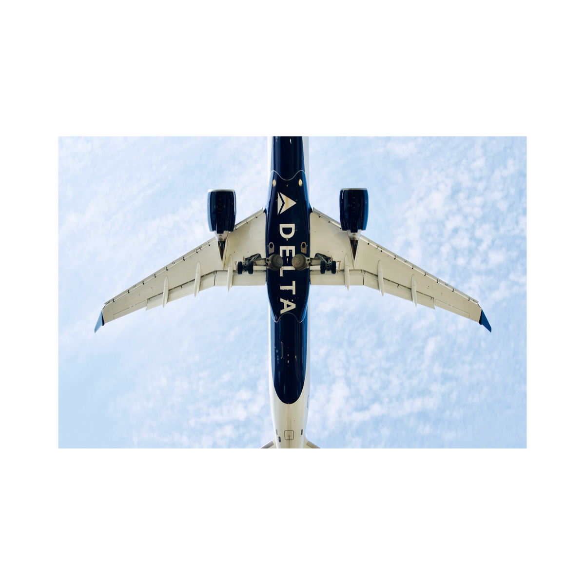Delta Straight Up, the photograph
